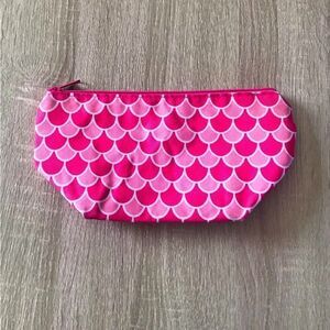 NWOT … MAINSTREET COLLECTION Makeup / Cometic Bag